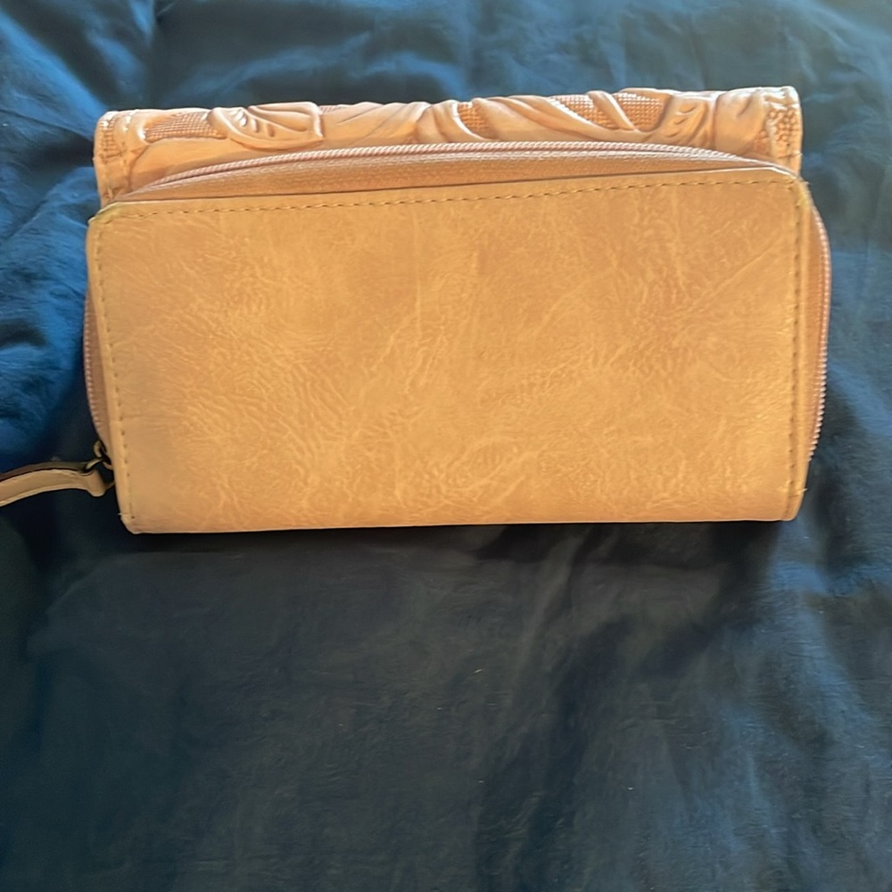 Wallet - Picture 4 of 8